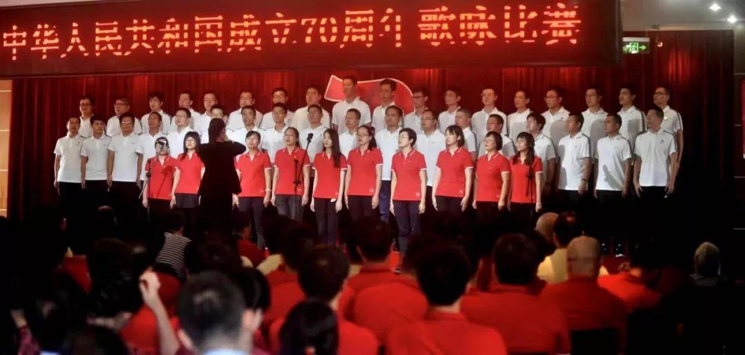 泰勒·斯威夫特再度被换脸引全球粉丝愤怒,防范AI技术滥用,谁都不是旁观者